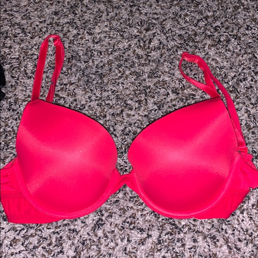 PINK Wear Everywhere Push up Bra